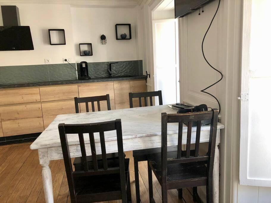 Le Garengeot - Wifi - Centre Ville - Property Rental Nm Вітре Екстер'єр фото